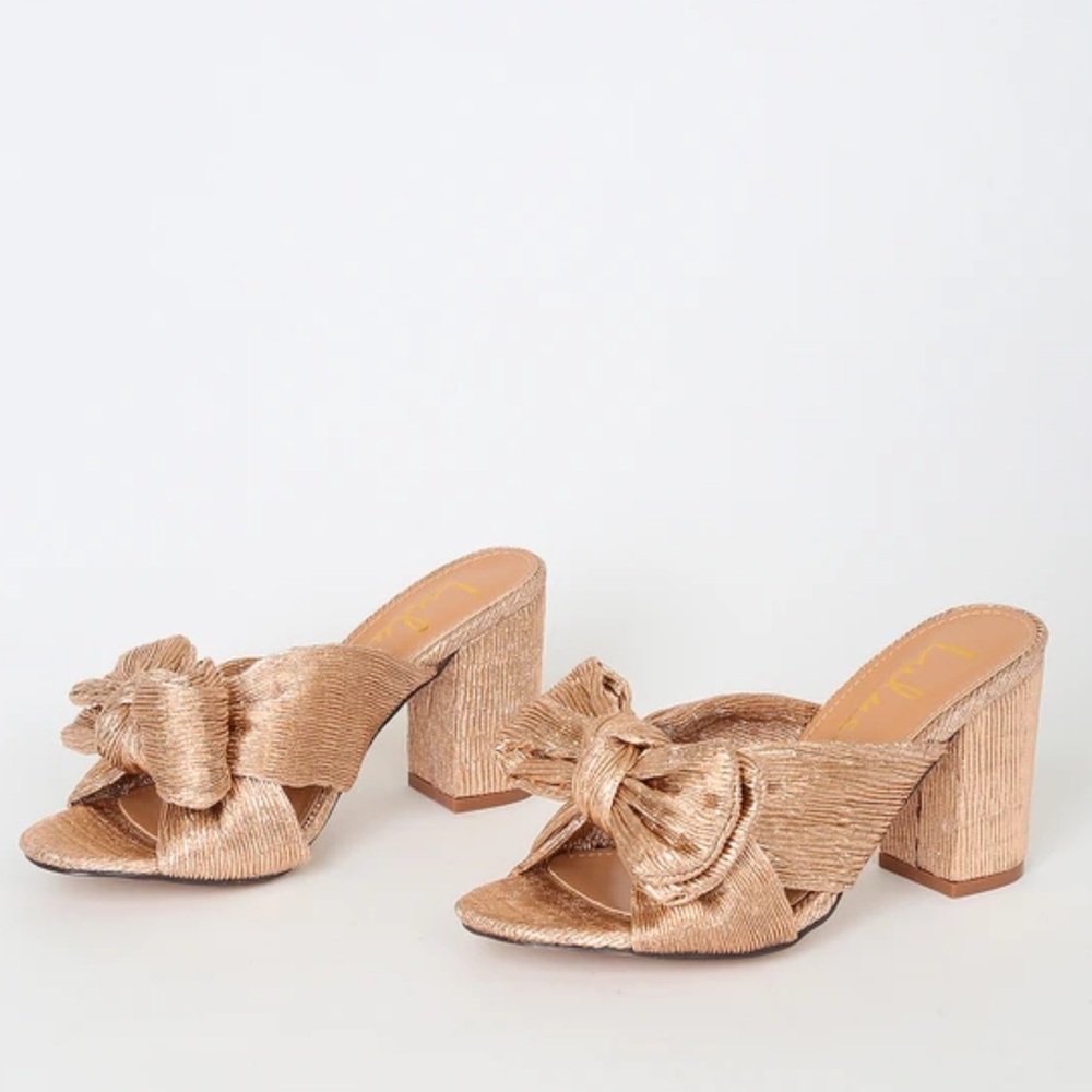 Dorothea Rose Gold Knotted High Heel Sandals. NWT/Never Worn. SIZE 8